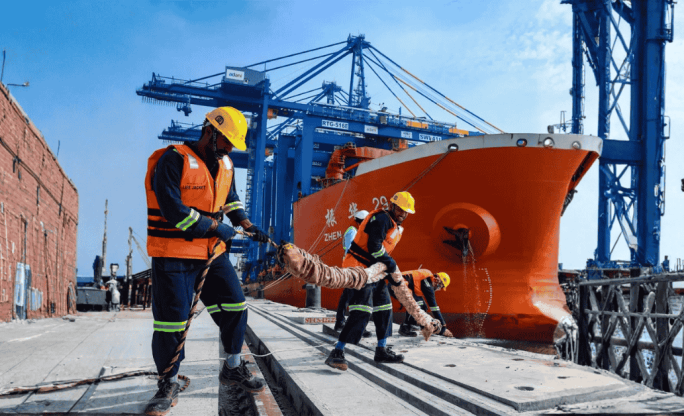 Adani Seaport Ports helper vacancy 2026: apply for port operations & logistics jobs online