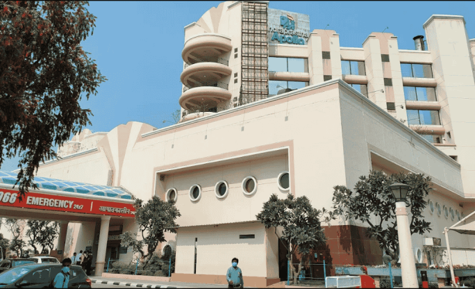 Apollo Hospital Jobs 2026 – Clinical & Non-Clinical Roles, Pay & Eligibility Info