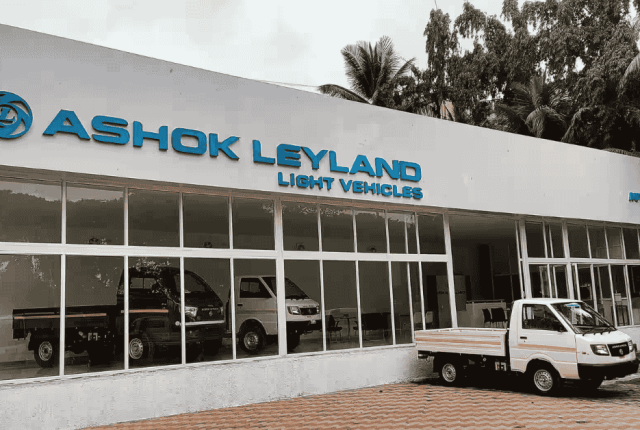 Ashok Leyland Truck Careers in India: Manufacturing and Showroom Jobs, Salary, Skills, and Growth