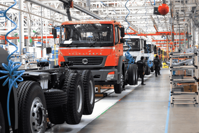 Truck Manufacturing Careers in India: Job Roles, Skills, Salary, and Growth Opportunities